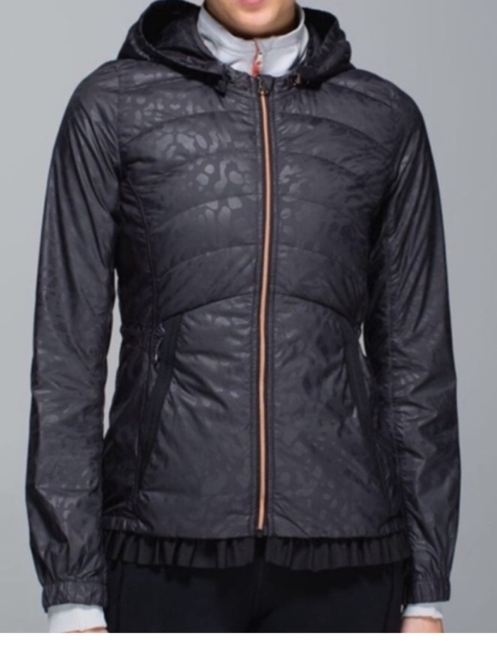 Lululemon Spring Fling Puffy Windbreaker size 4